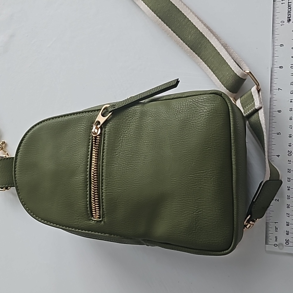 Crossbody bag